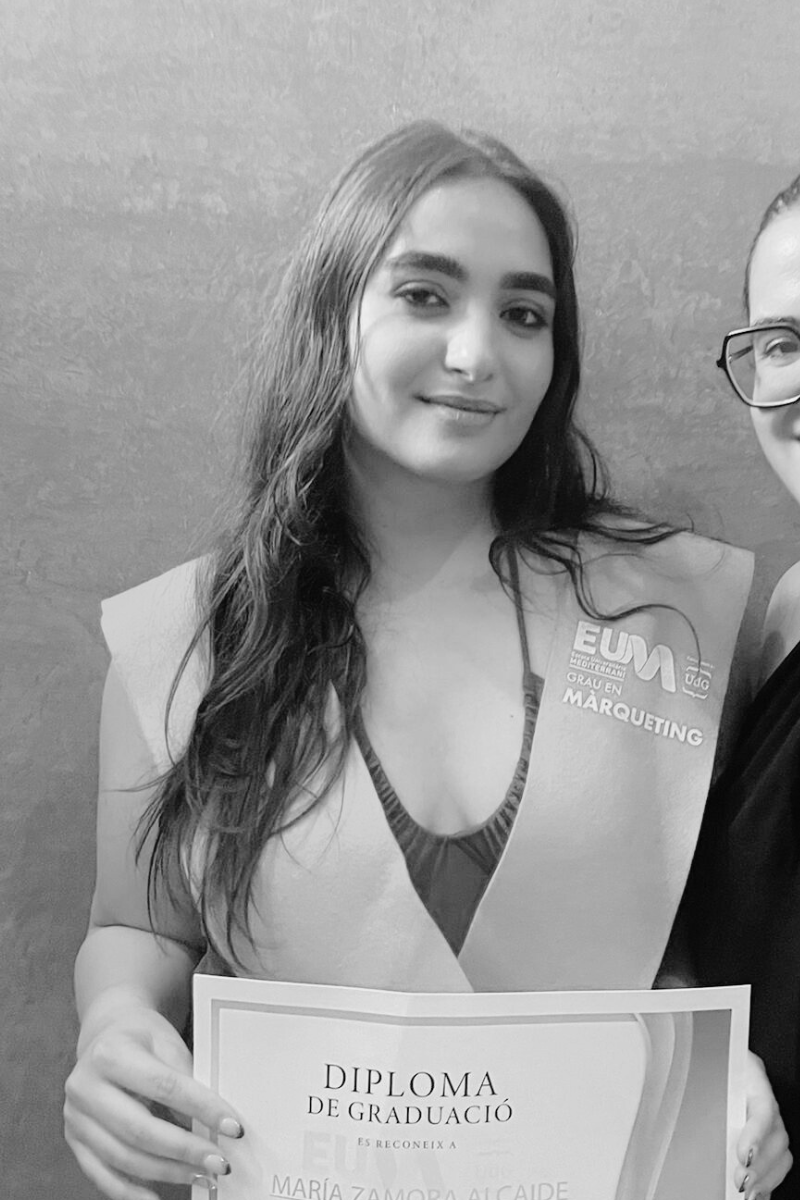 Autora María Zamora